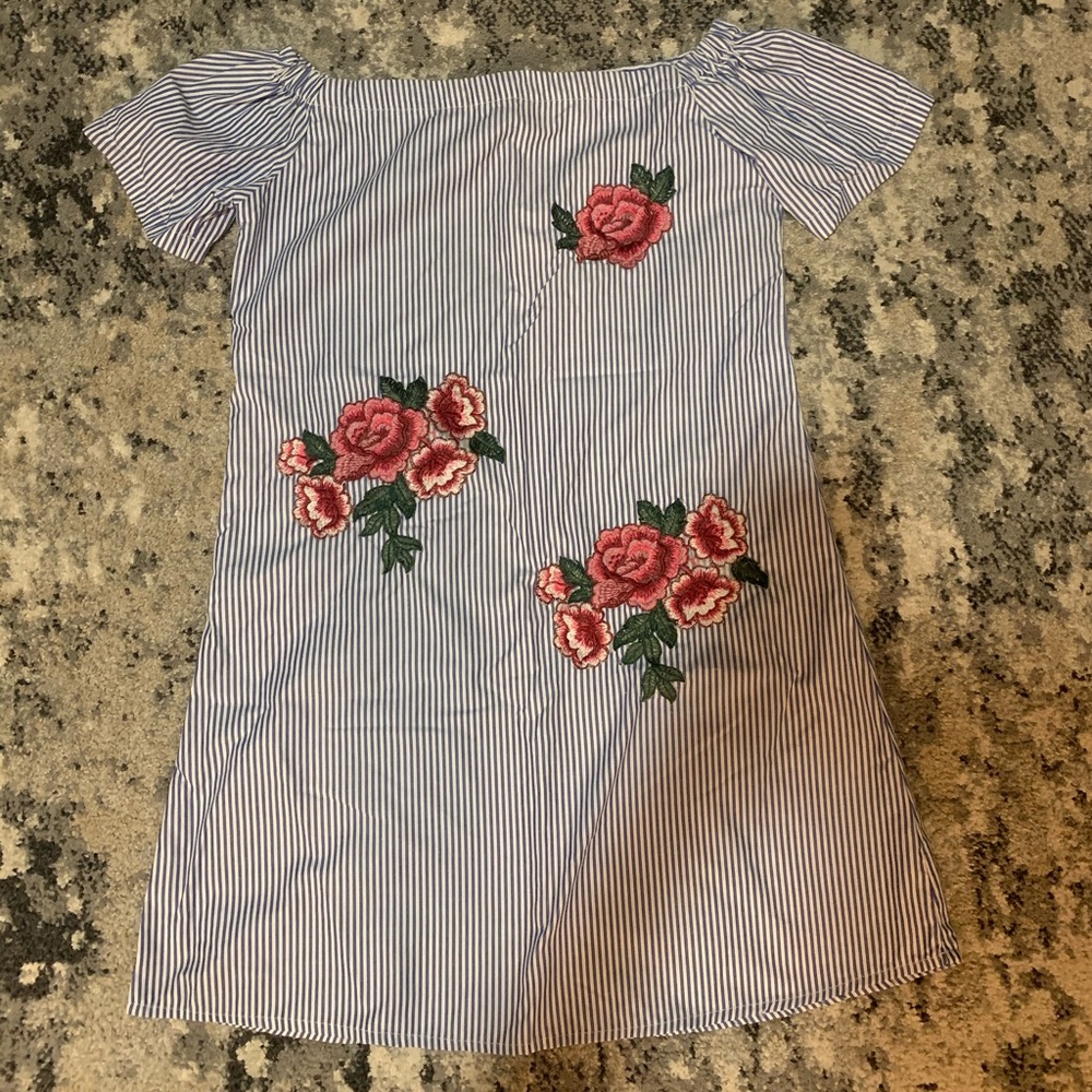 Seersucker off shoulder dress